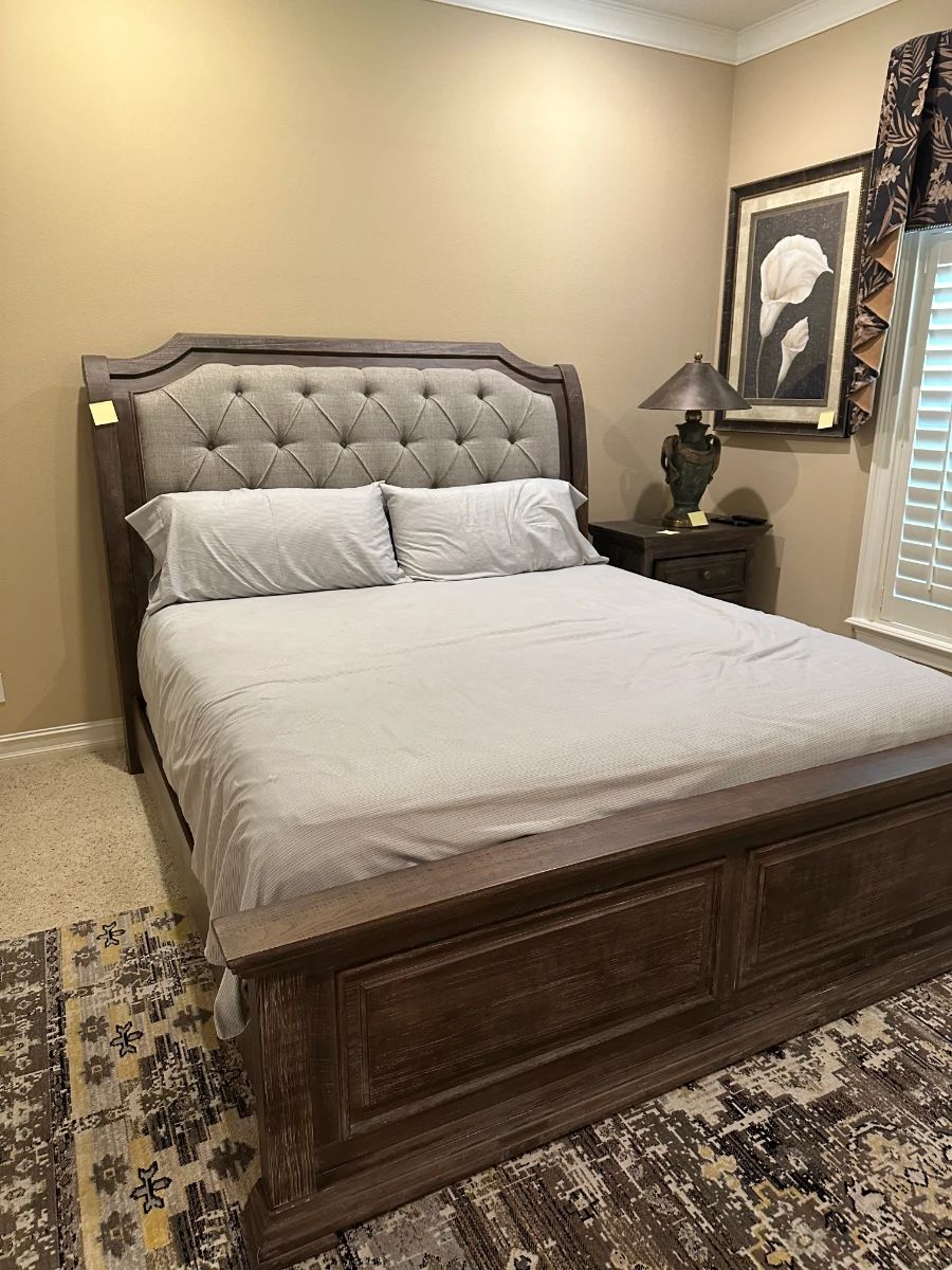Tufted Upholstered Wooden Bed Frame with Decorative Wood Trim