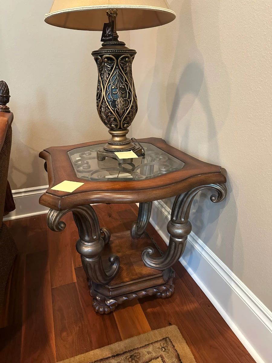 Ornate Wood & Metal Accent Table with Matching Lamp