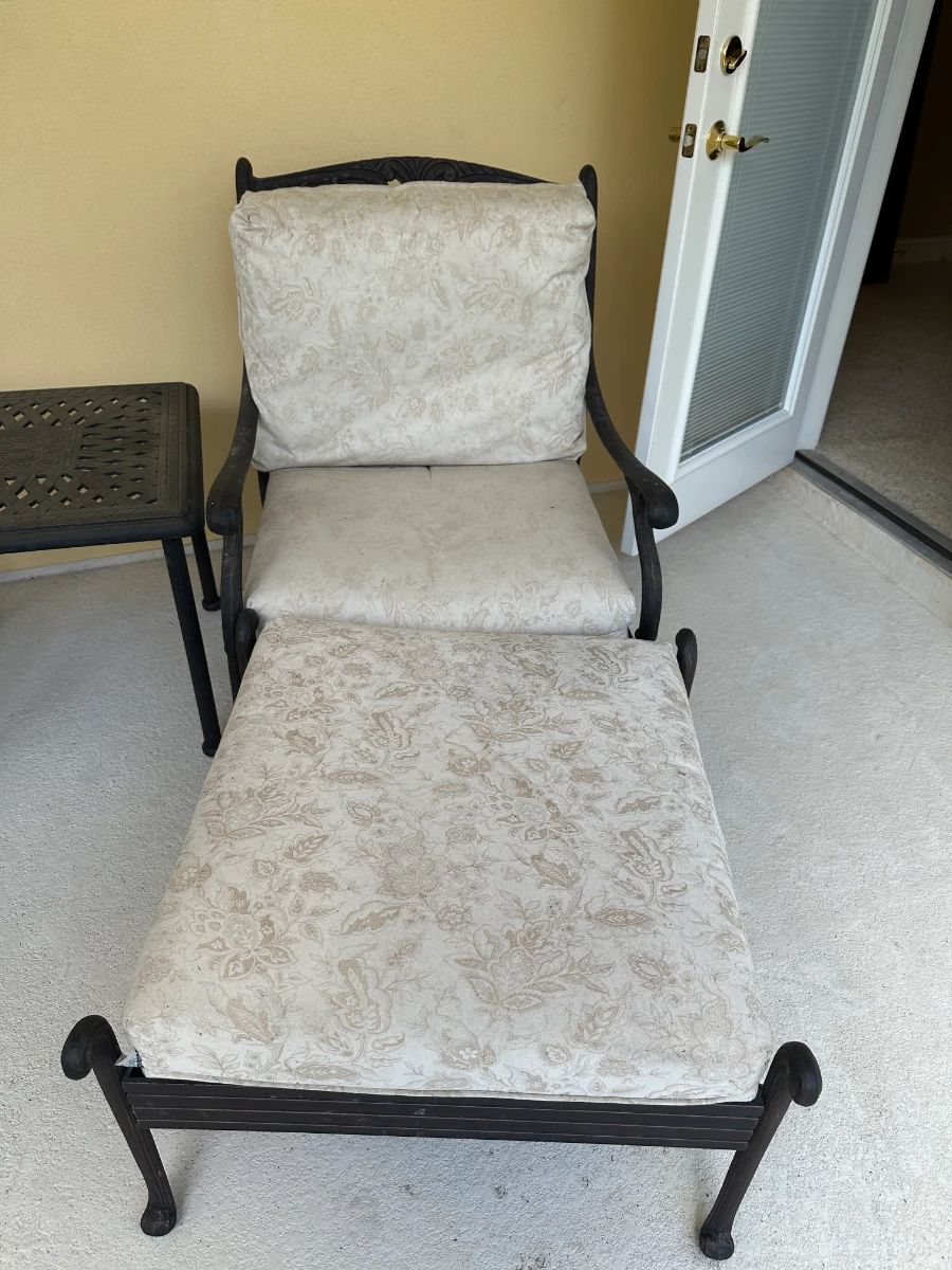Wrought Iron Chaise Lounge with Ottoman and Side Table