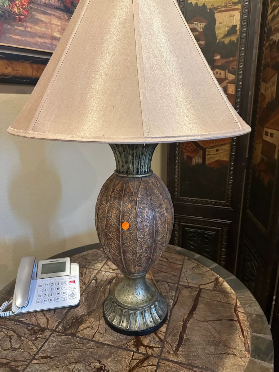 Embossed Bulbous Base Table Lamp with Faux Bois Finish