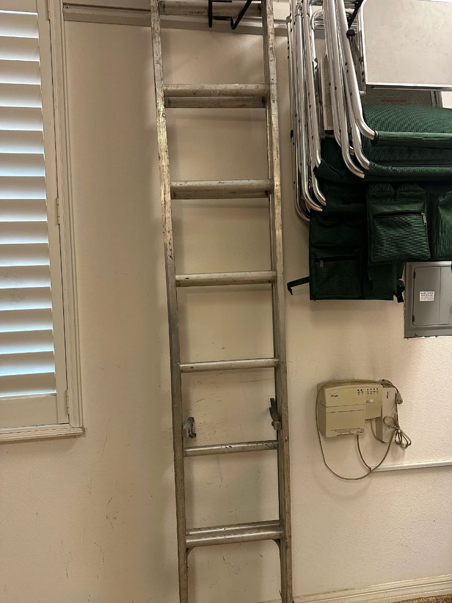 Aluminum Extension Ladder
