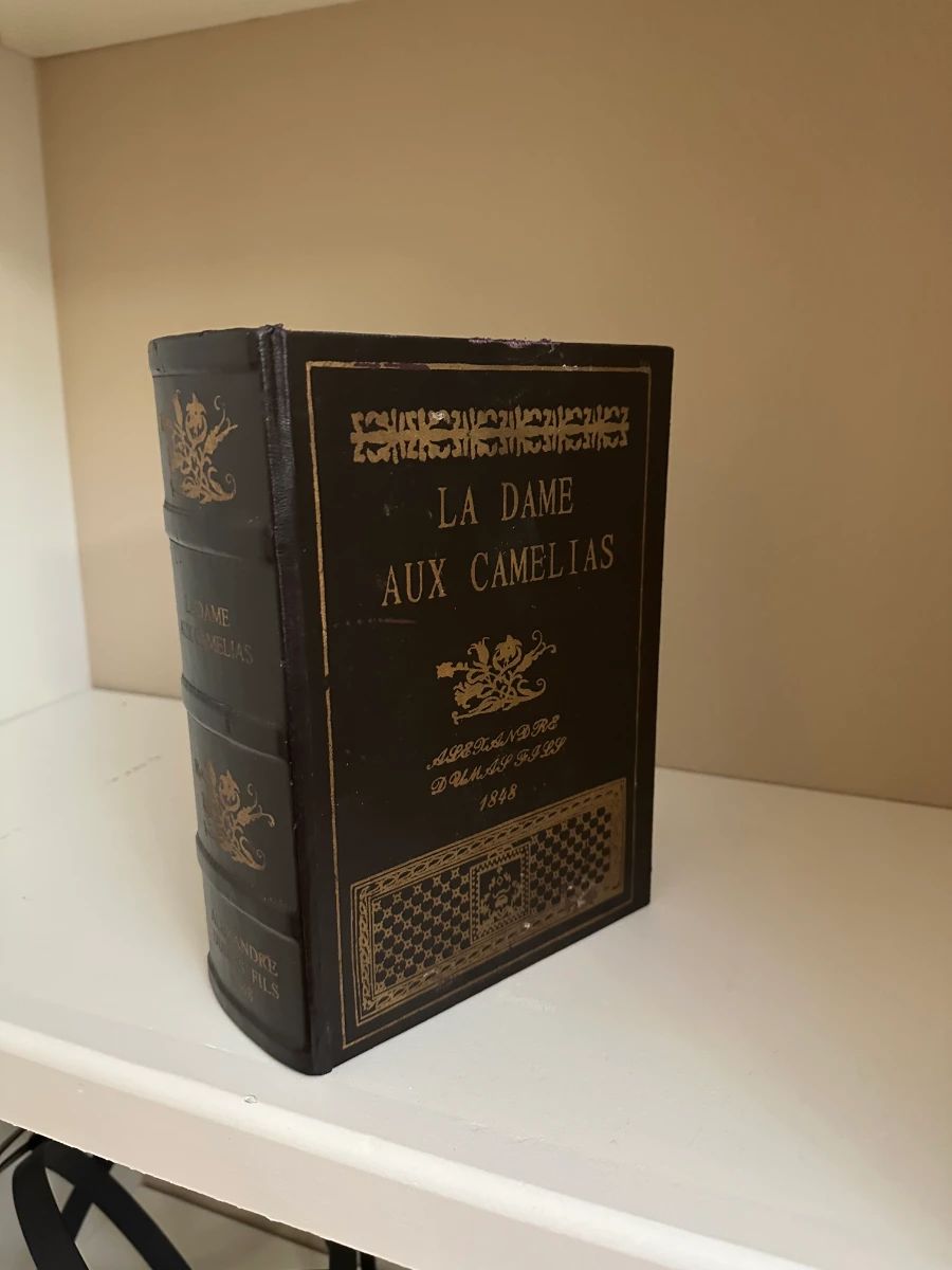 Alexandre Dumas Fils La Dame aux Camélias 1848 Decorative Facsimile Edition Book