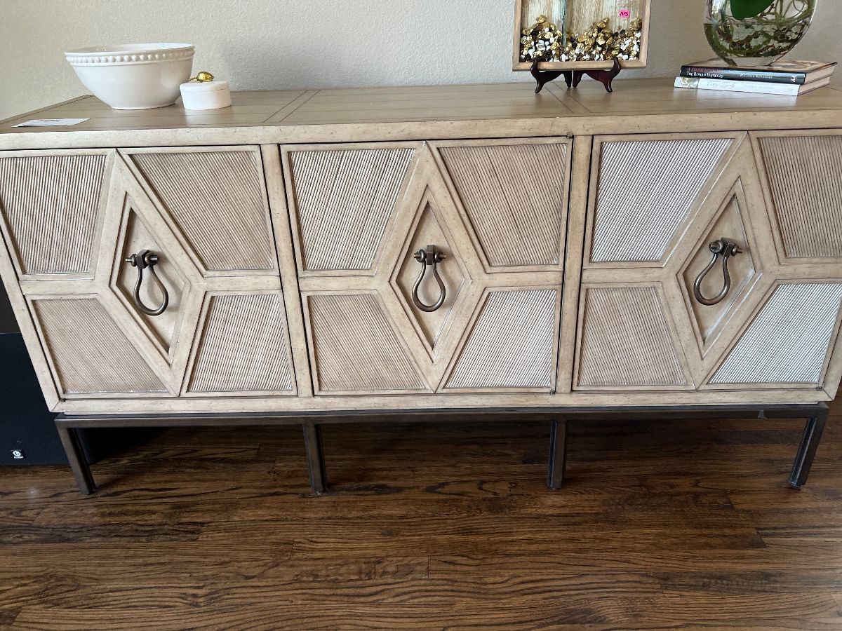 Awesome original Art works, designer jewelry and more in Southlake
