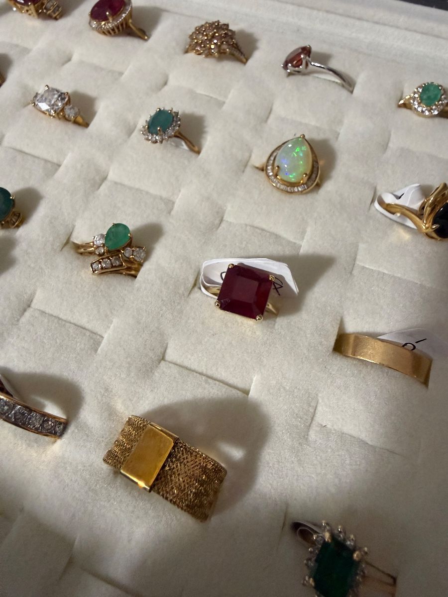 Milone Vintage in Clearwater- PLEASE READ DESCRIPTION