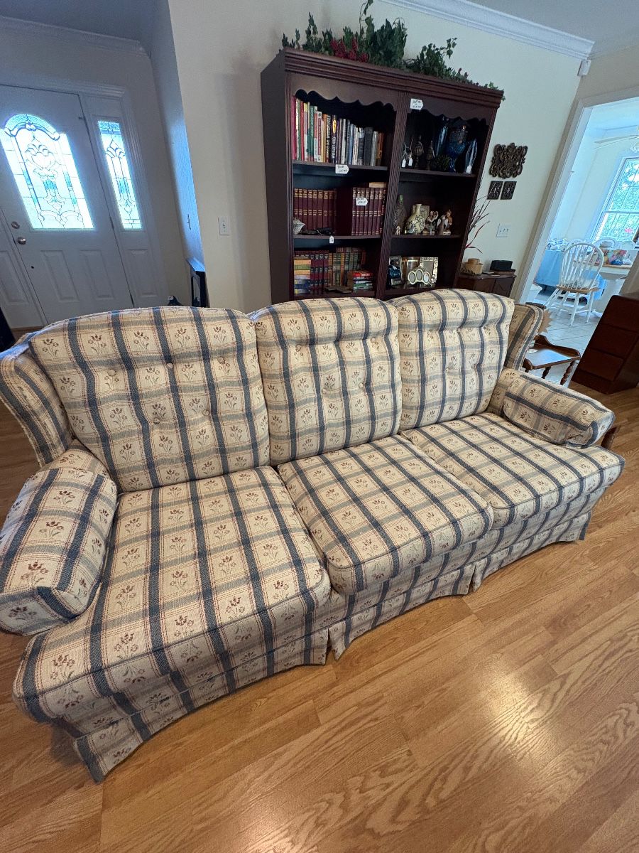 Estate sale in Chipley, FL
