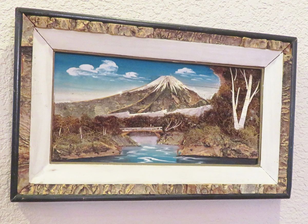 J. DARLING ESTATE SALES - KELLER - GLOBAL COLLECTIBLES, FURNITURE, HOUSEWARES, & MORE