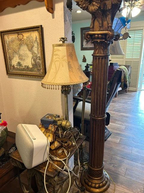 Lakeland ONE DAY BLOW OUT Estate Sale