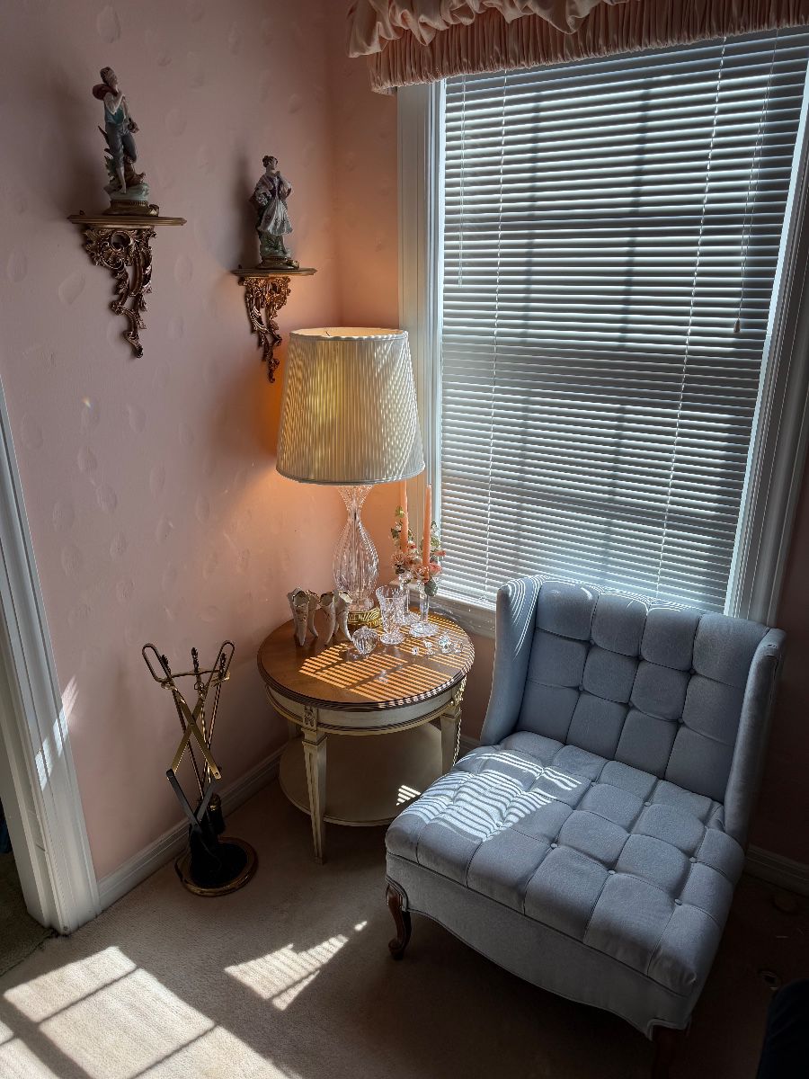 TCU Park Hill Beauty Fill with Vintage Everything! Jewelry, Disney Cels, Vintage Clothing, and MORE