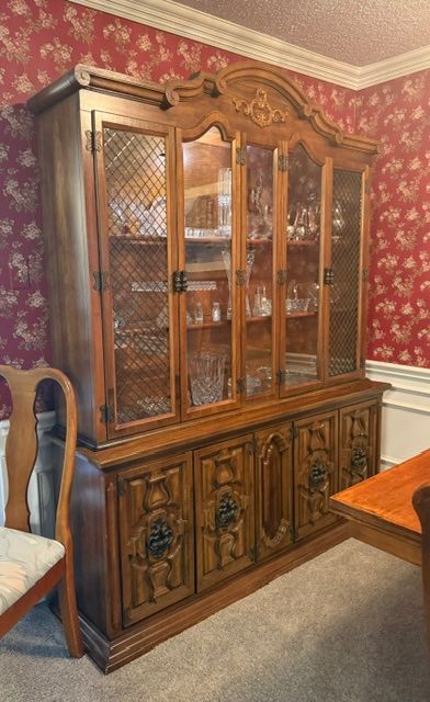Incredible Arlington Estate Sale! More info coming soon!