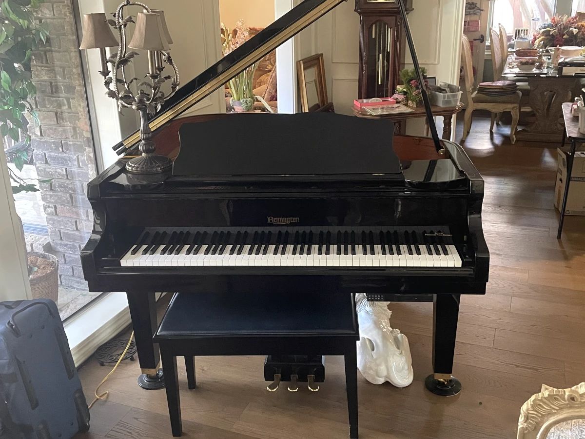 ESTATE SALE~PLEASANT VIEW DR by DAVID C TURNER, DALLAS ESTATE SALES