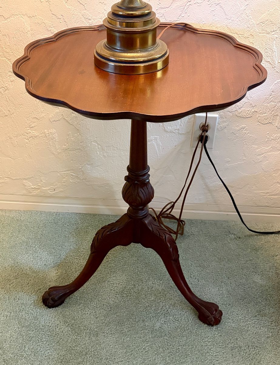 Castaway Has A VERY VINTAGE Sale In St. Petersburg!