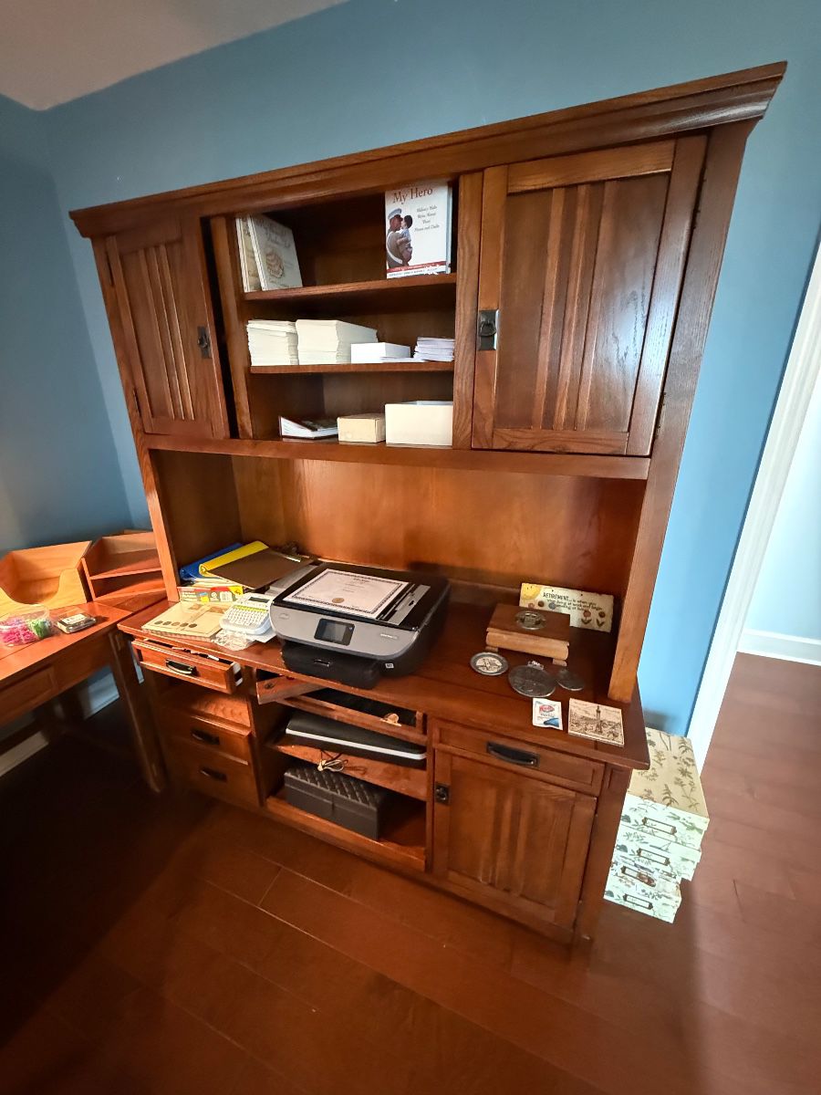Arts and Crafts Mission Style Wooden Desk with Hutch