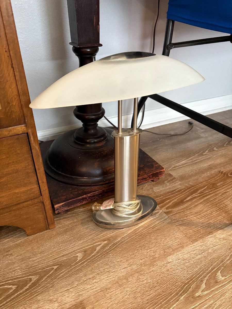 Packed House- Cottage Core, Electronics, Vtg Christmas, Furniture & More!