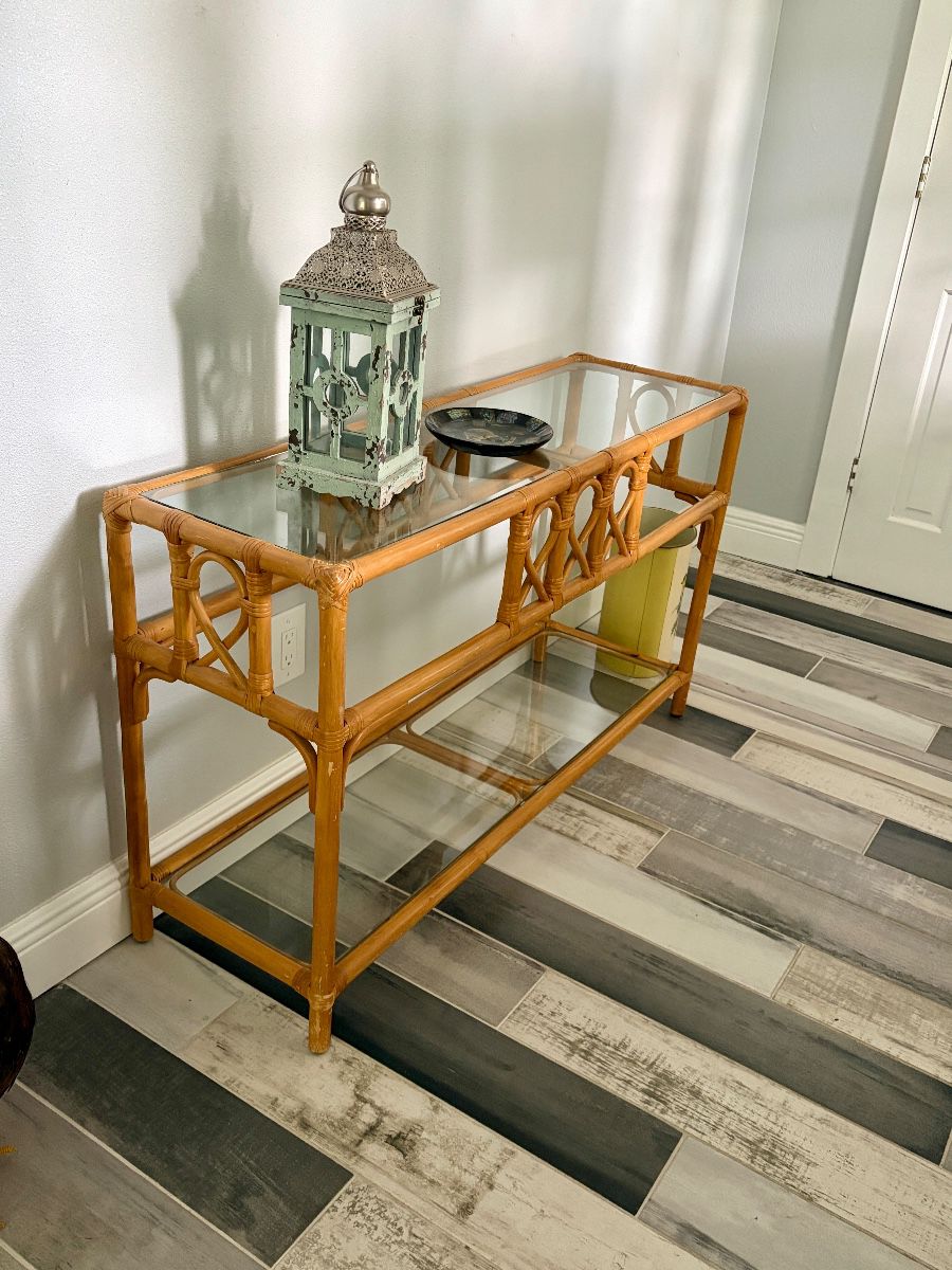 Castaway Has A Stunning St. Petersburg Estate Sale!