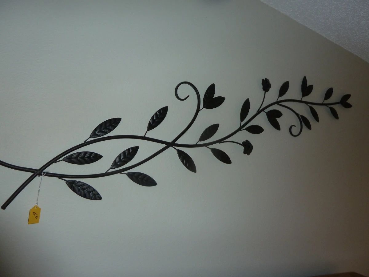 Wrought Iron Vine and Leaf Scroll Wall Art