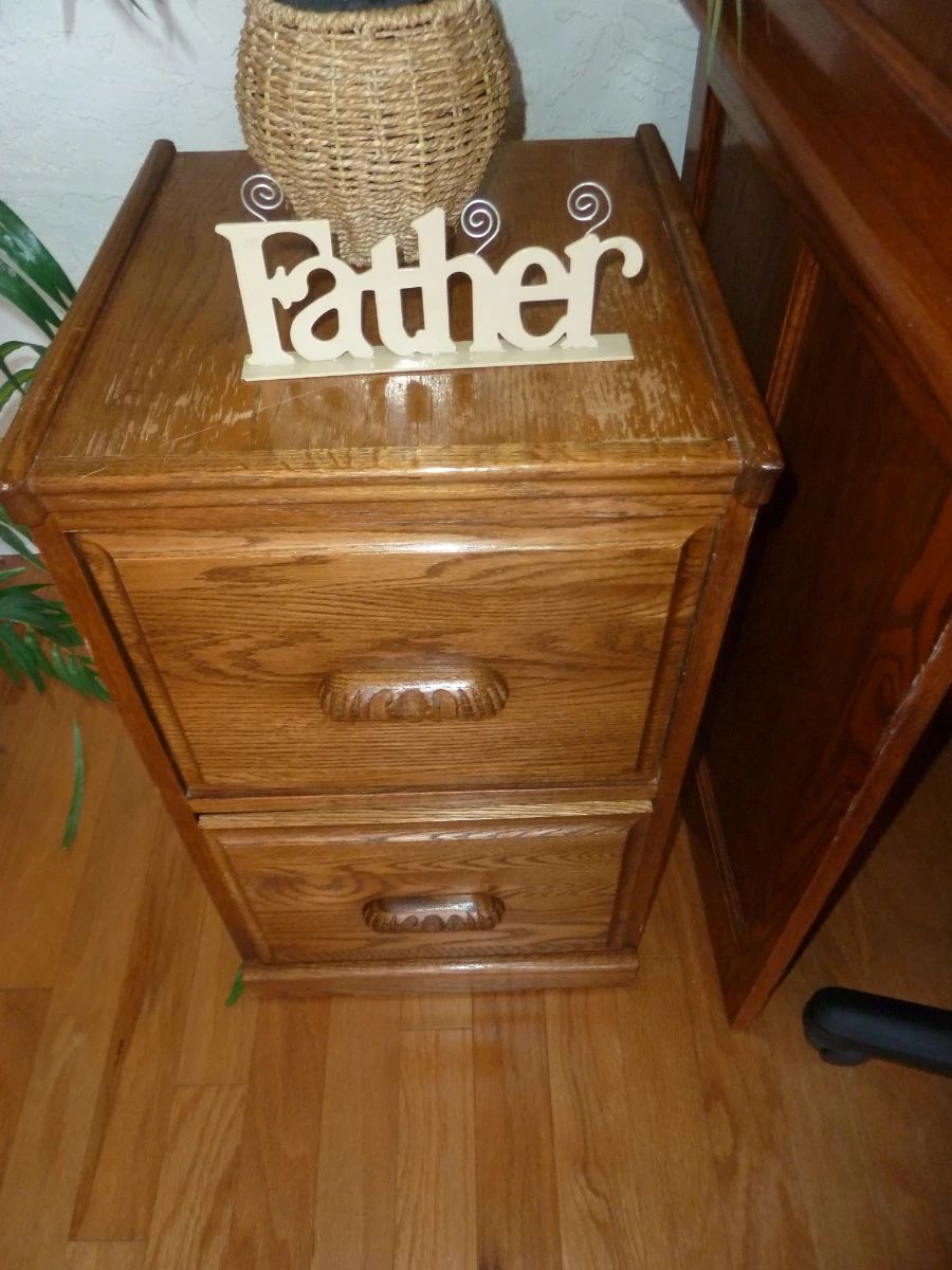 Vintage Oak 2-Drawer File Cabinet