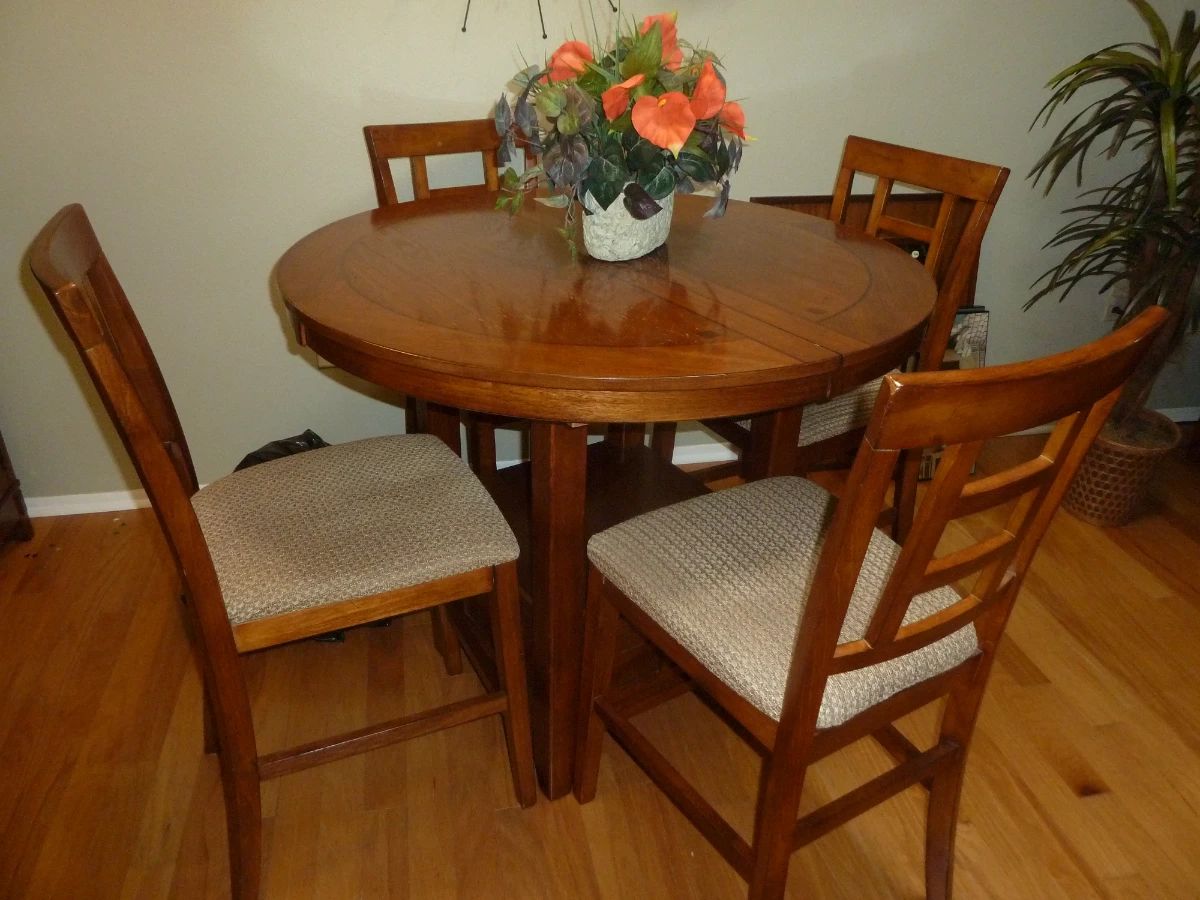 Wood Dining Table and Stool Set
