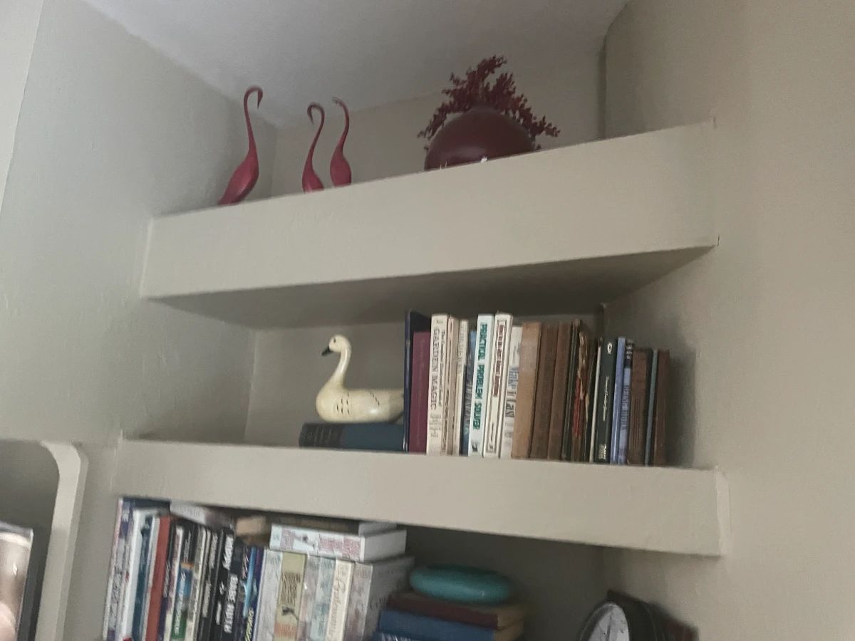 Estate Sale (Rainbow Springs) By Helping Hands