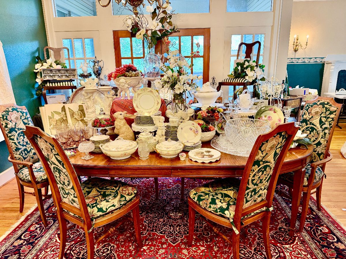 STAND OUT SOUTHERN CHARM ART GALLERY FALL CHRISTMAS!