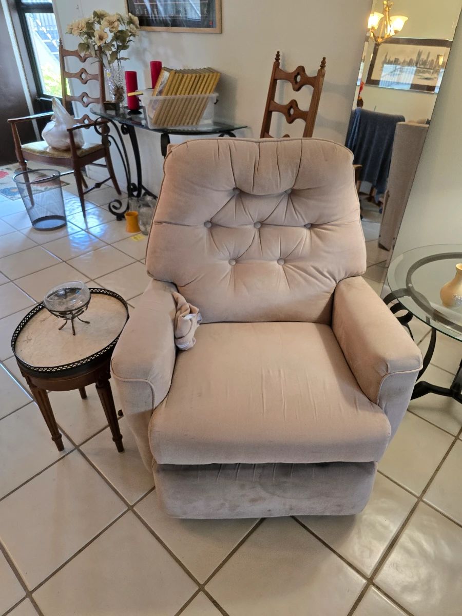 Renee's Estate Sales