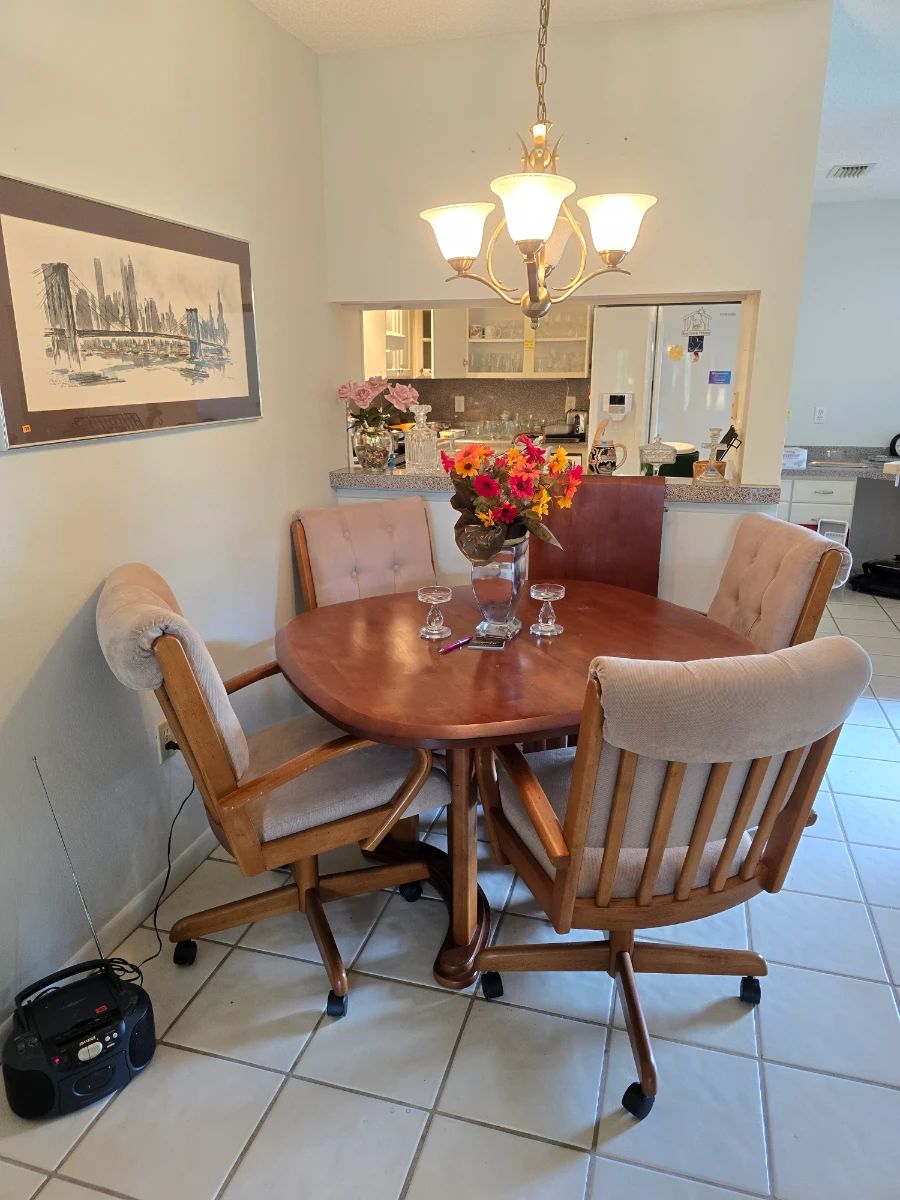 Renee's Estate Sales