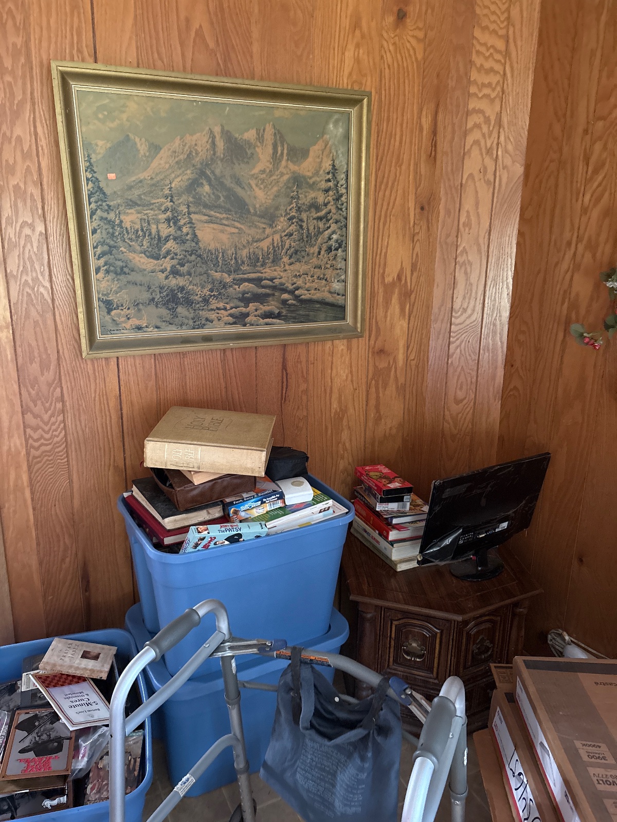 Estate sale- many vintage items- paintings/ prints, Knick knacks, toy,