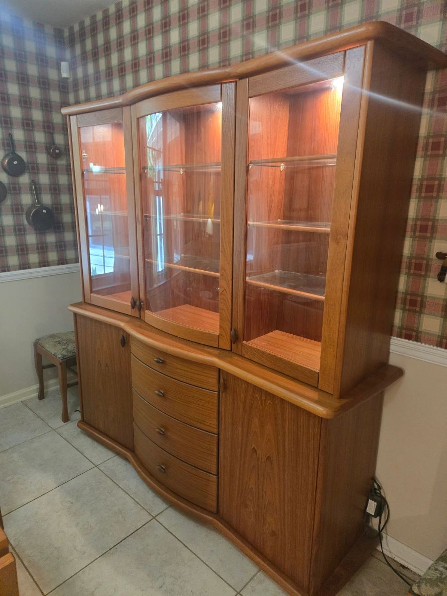 Estate Sale Buck Lake
