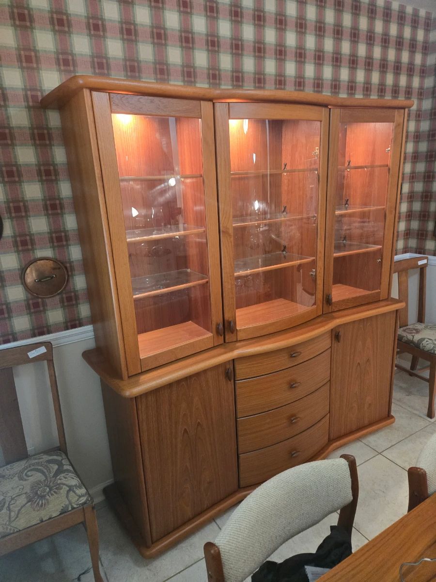 Estate Sale Buck Lake