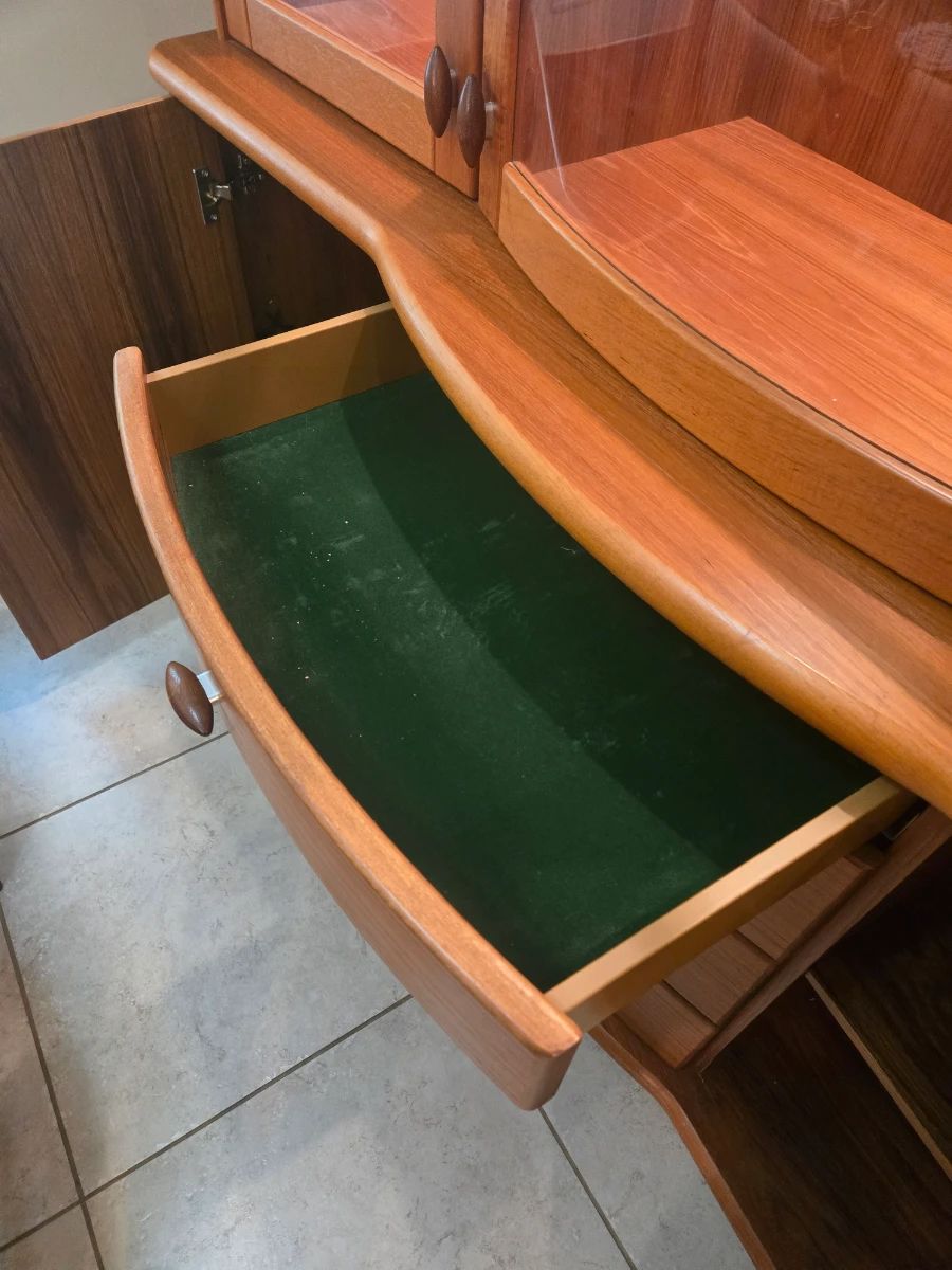 Estate Sale Buck Lake
