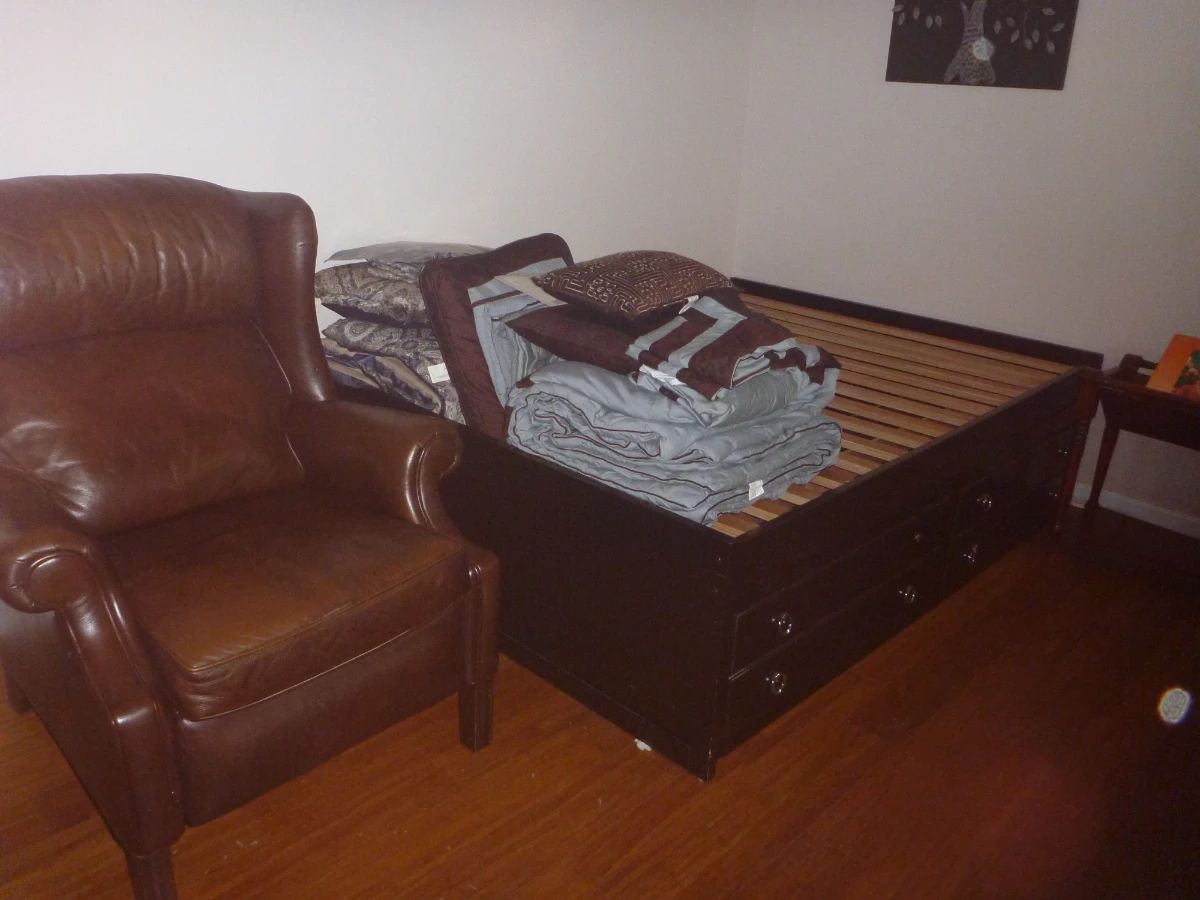 Legacy Estate Solutions present a  great sale in Wesley Chapel featuring Ethan Allen fine furniture,