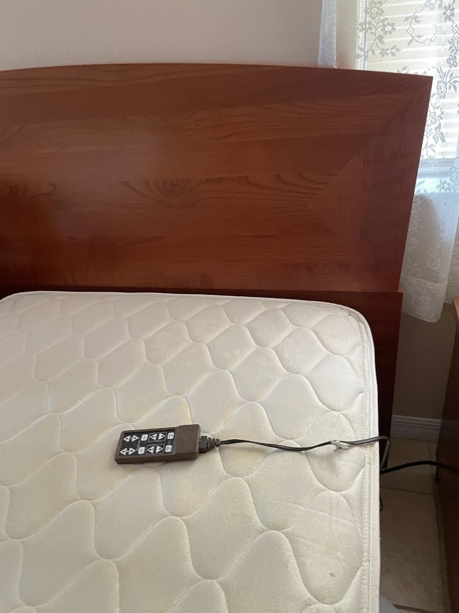 Estate Sale ( Rainbow Lakes Estates)