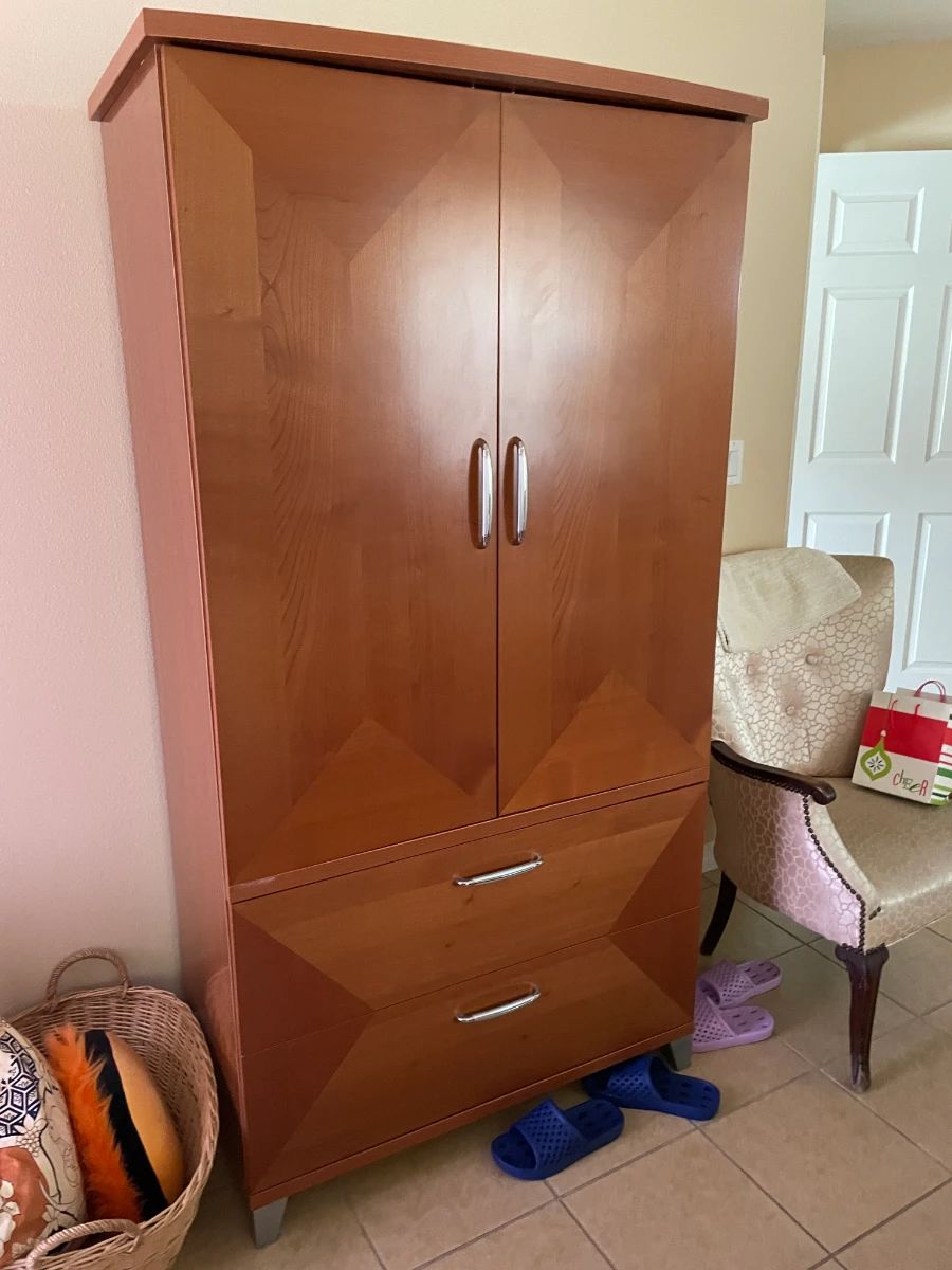 Estate Sale ( Rainbow Lakes Estates)