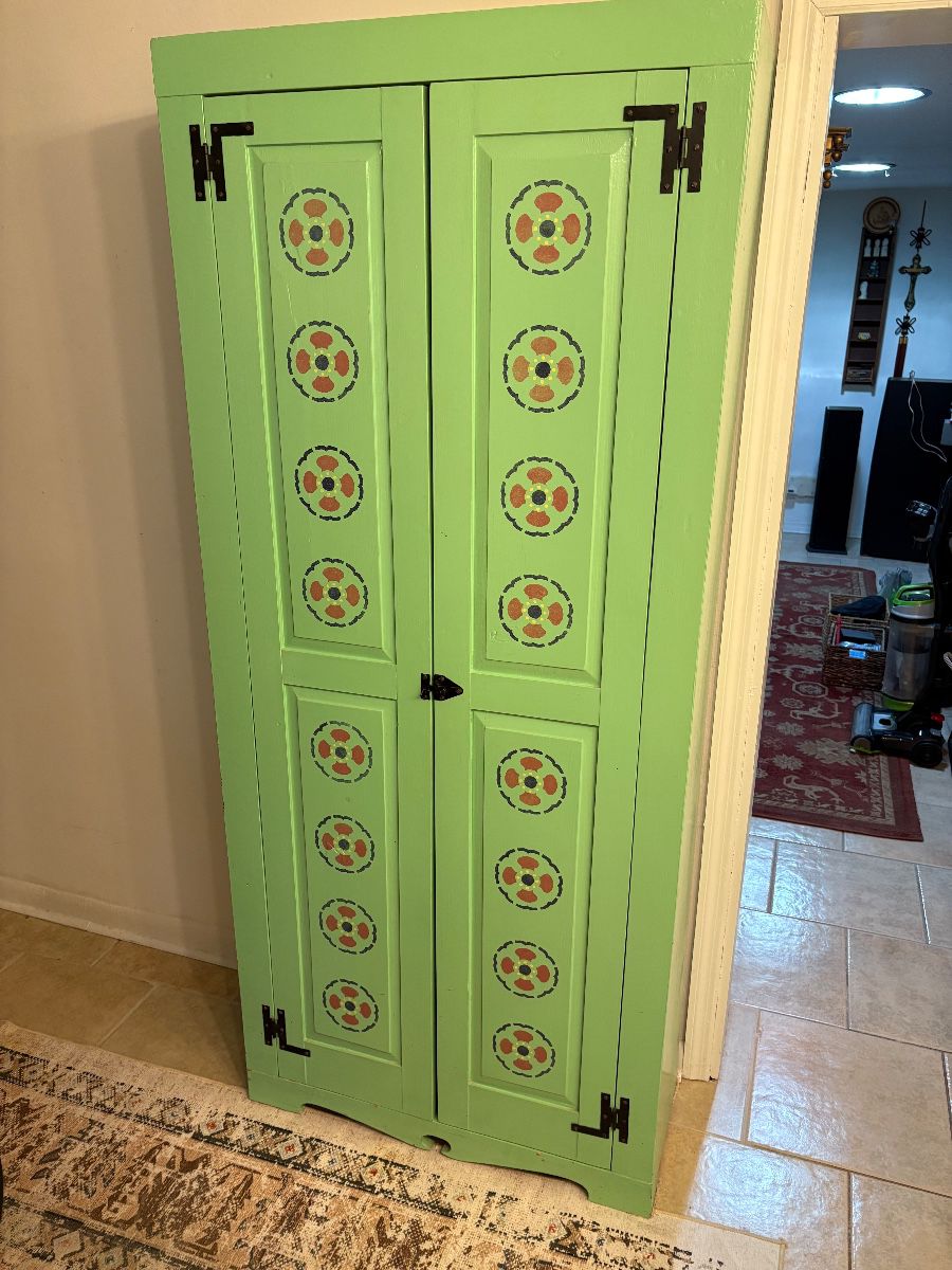 Charming Estate- Tools, Grill, Antique Furniture, Clocks, Religious, Rugs & More!