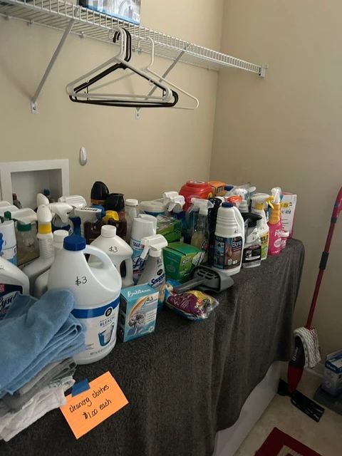 Wellington Manor Packed Estate Sale