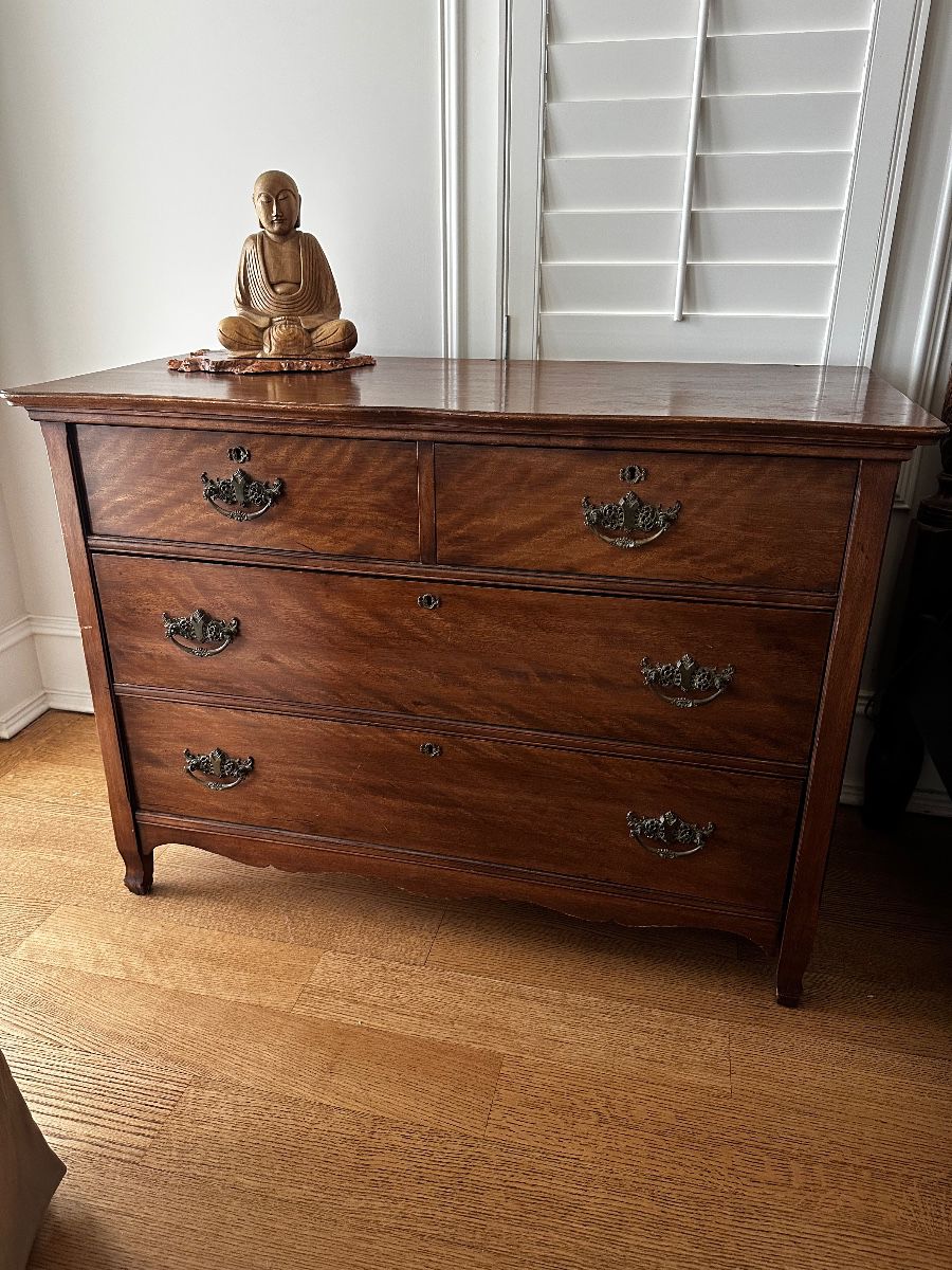 **STUNNING- MUST SEE** Estate Sale