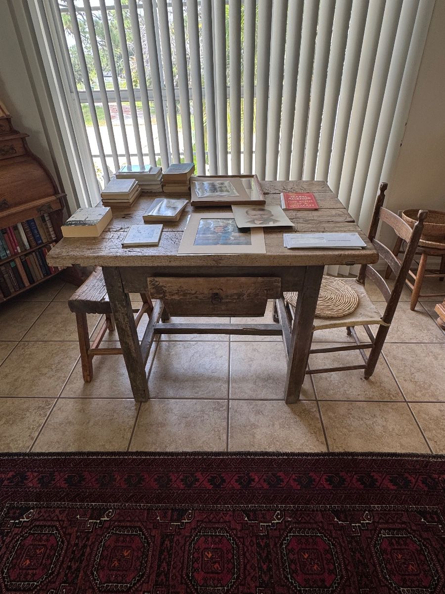 Super clean vintage decorated home in Grant by Keep Your Crown On Estate Sales