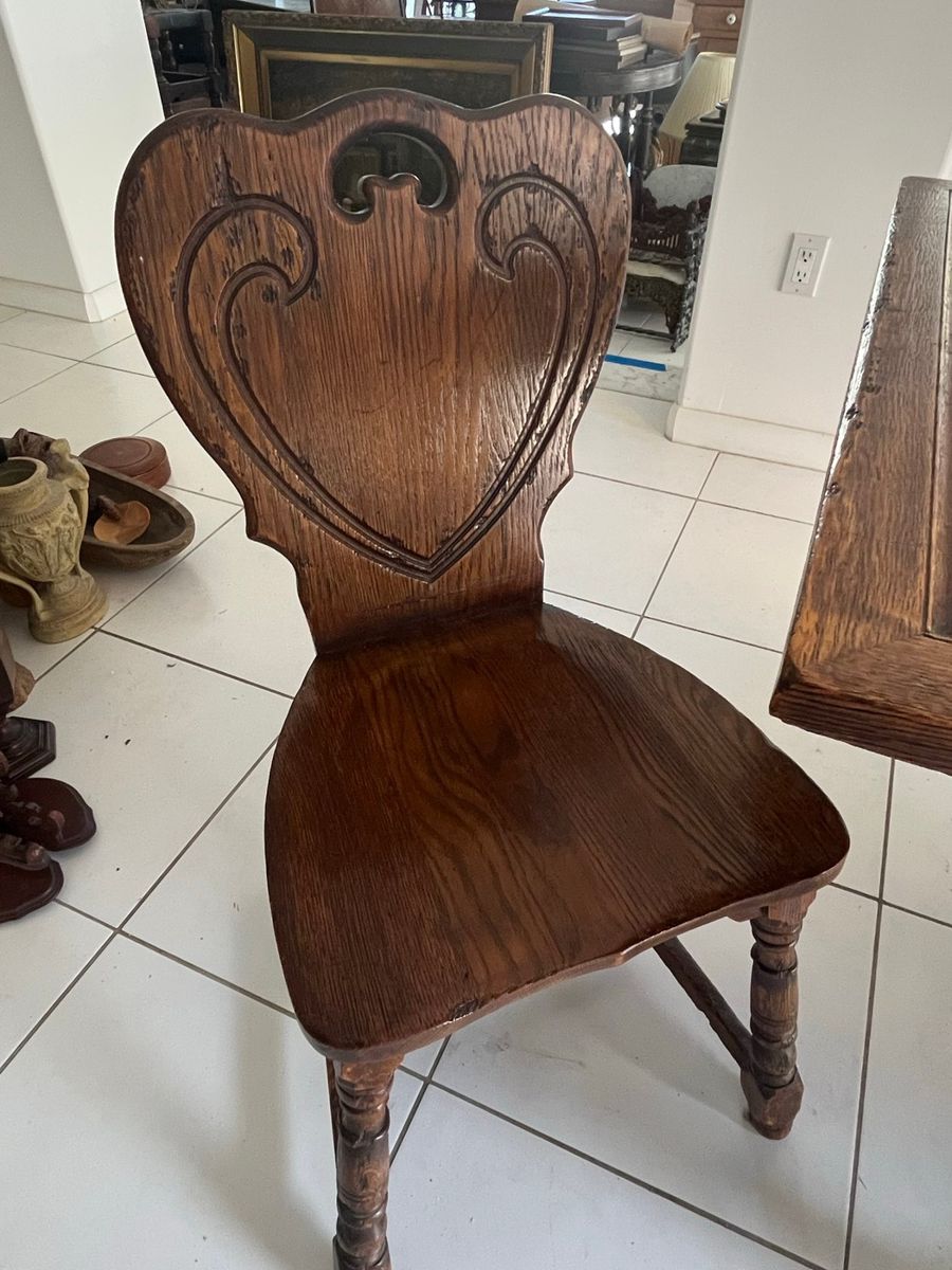 Amazing antiques and fabulous decor items at this exciting Blue Moon Estate Sale in Jupiter.