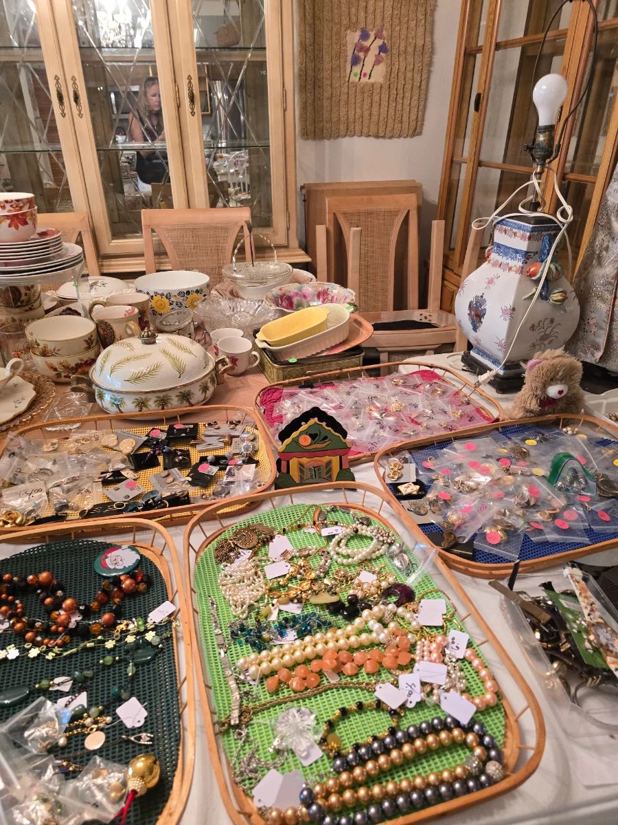 Eclectic Sale of Great Finds!