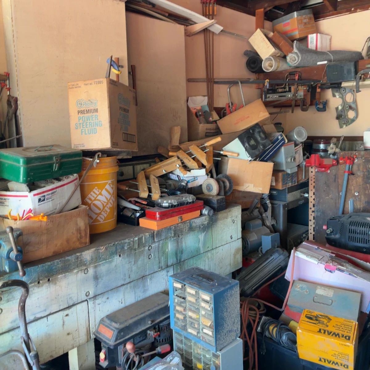 Newport Beach Estate Sale by SoCal Home Clear Outs