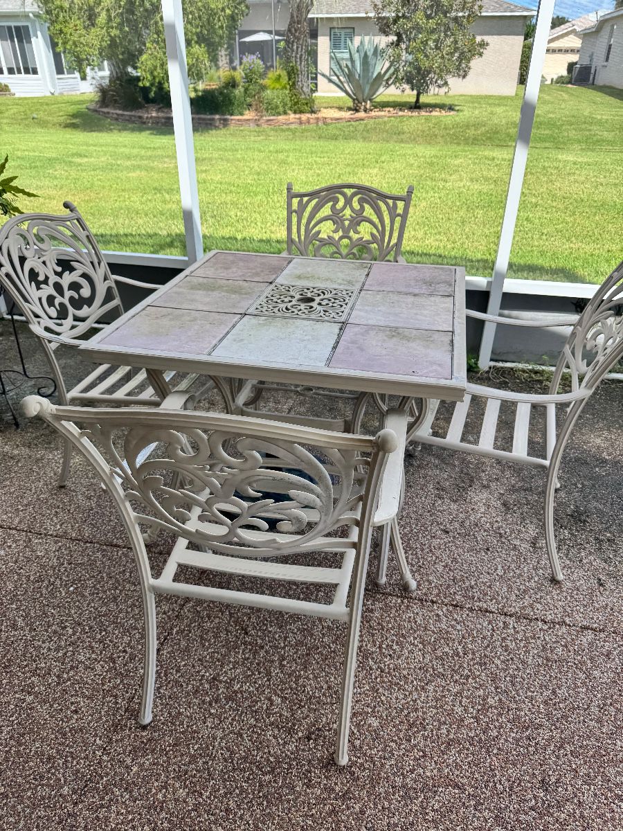 Estate Sale in SW Ocala (Summerglen Community)