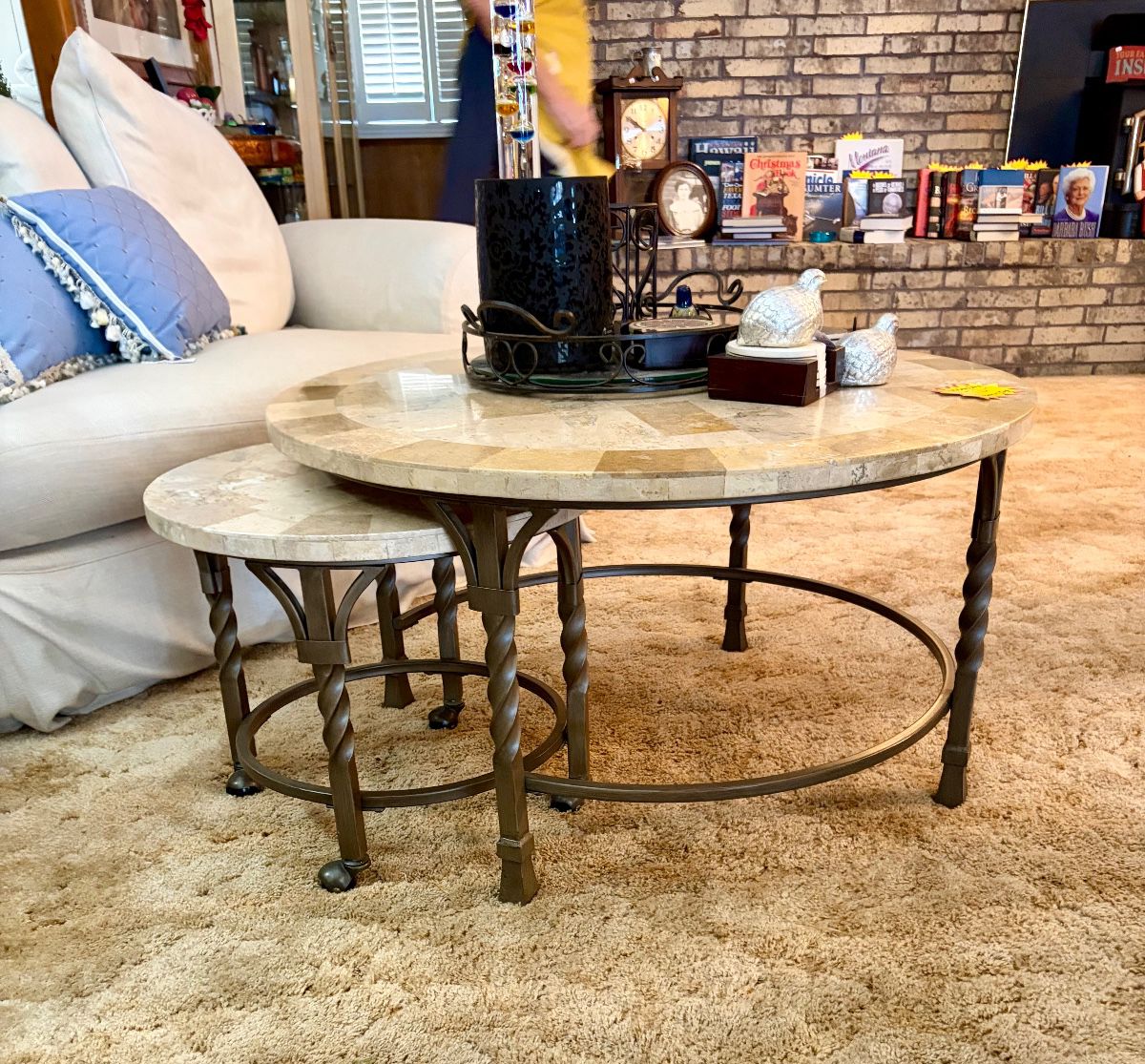 Alvarado Country Charm by Lisa’s Liquidations