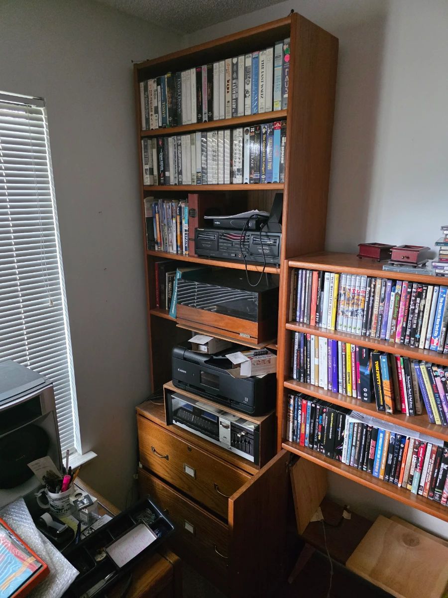 China Cat: "Audiophile" Pickers Sale in Mandarin! (To Schedule See Description)