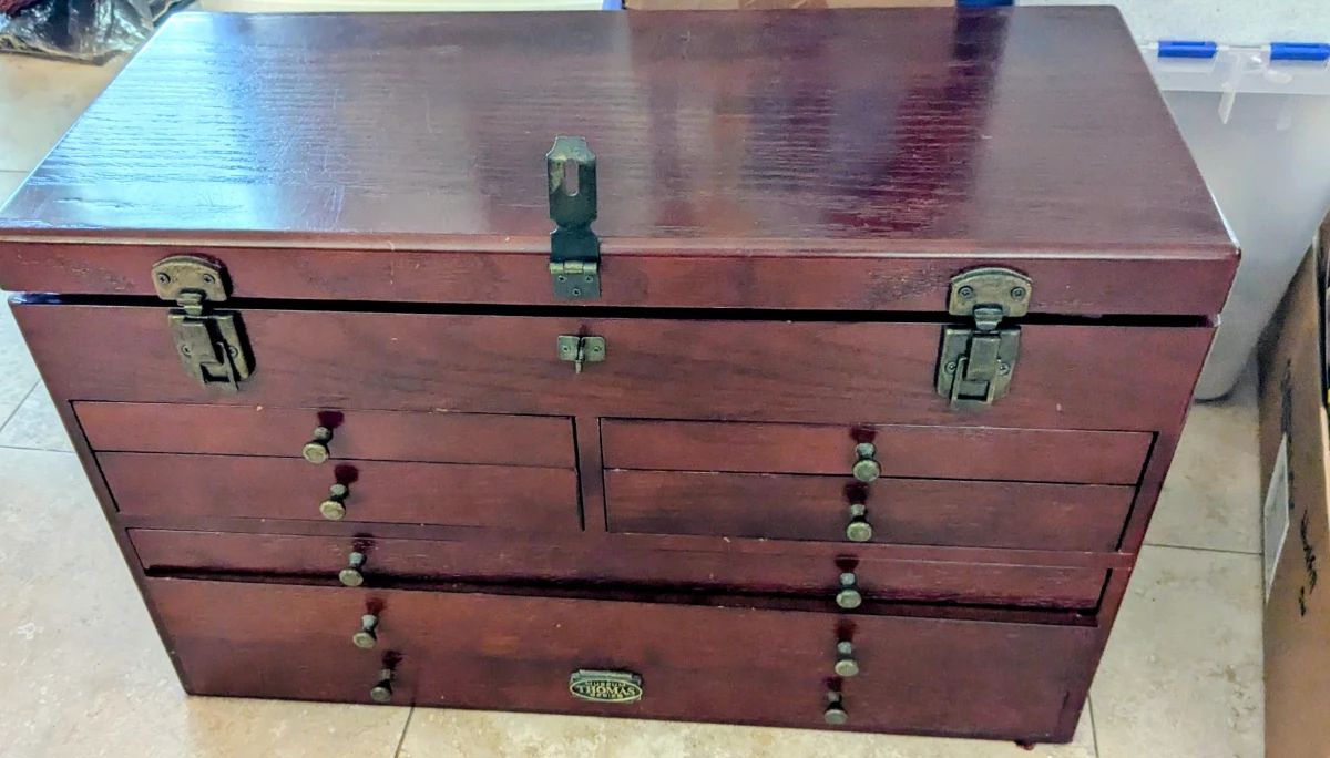 ESTATE SALE MELBOURNE BEACH