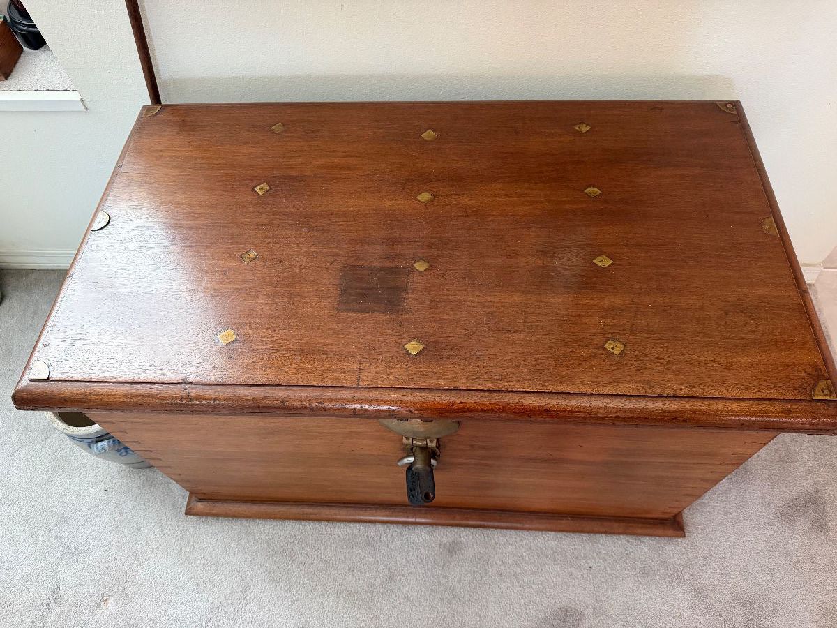 CARDON ESTATE SALES -Interesting Sale with Artifacts from Far & Traditional.