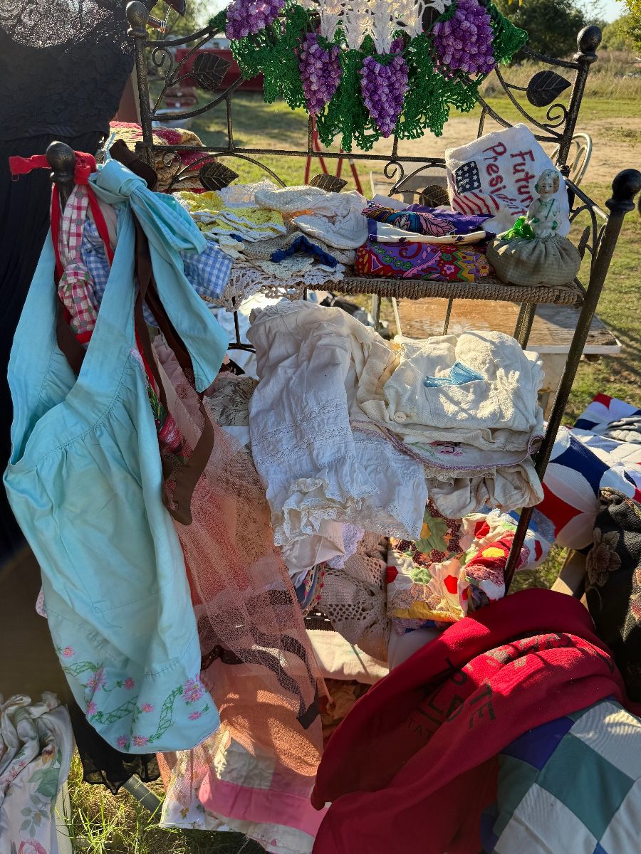 The one everyone is talking about #4 -MORE! at estate sale in Mineral Wells, TX