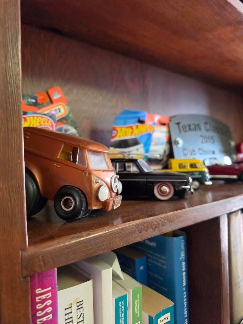 A Life Well Collected - River’s Wind Estate Sale