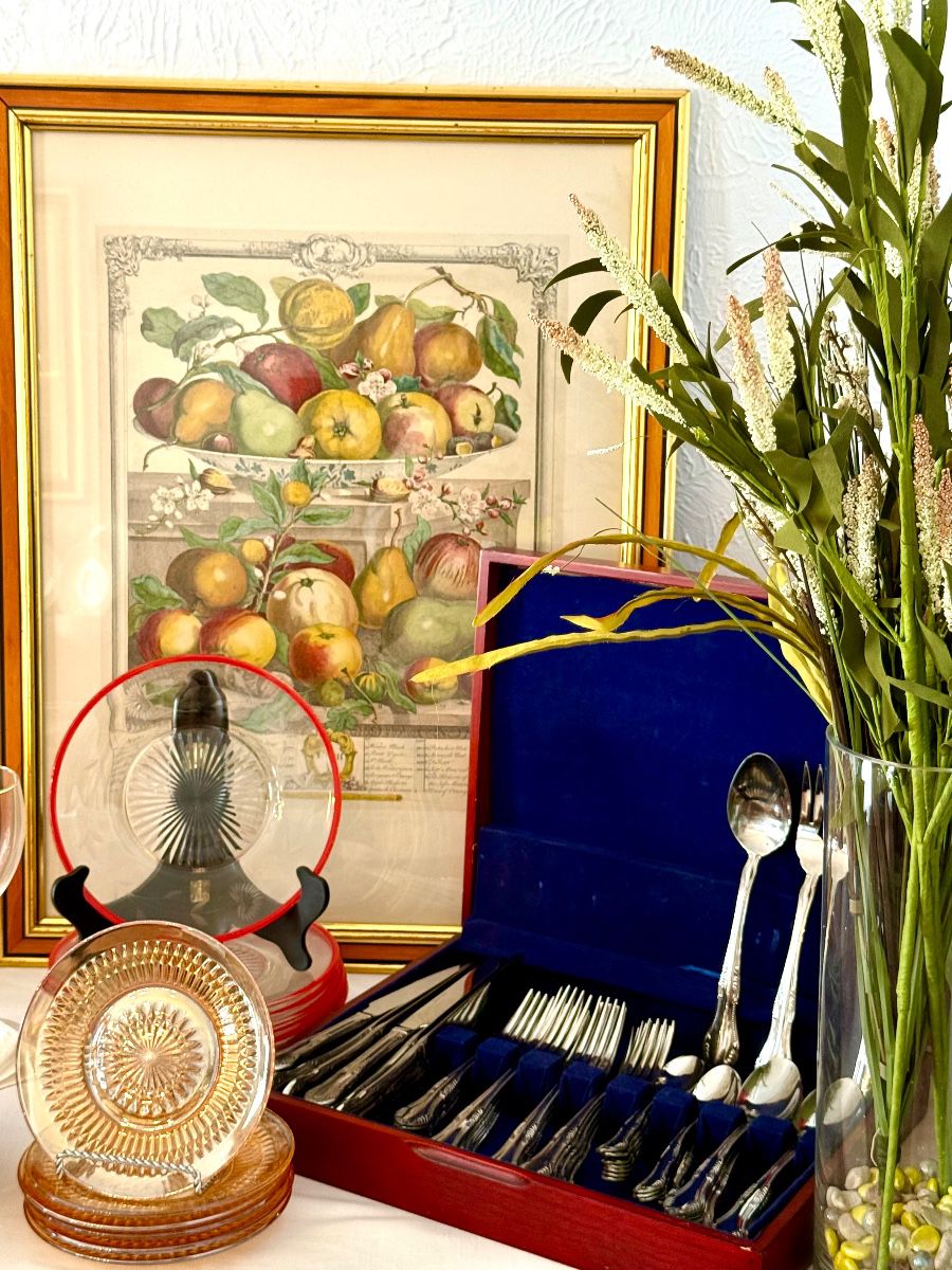 Lori's Estates- The Arlington Treasure Hunt | Jewelry, Tools, Vintage & More!