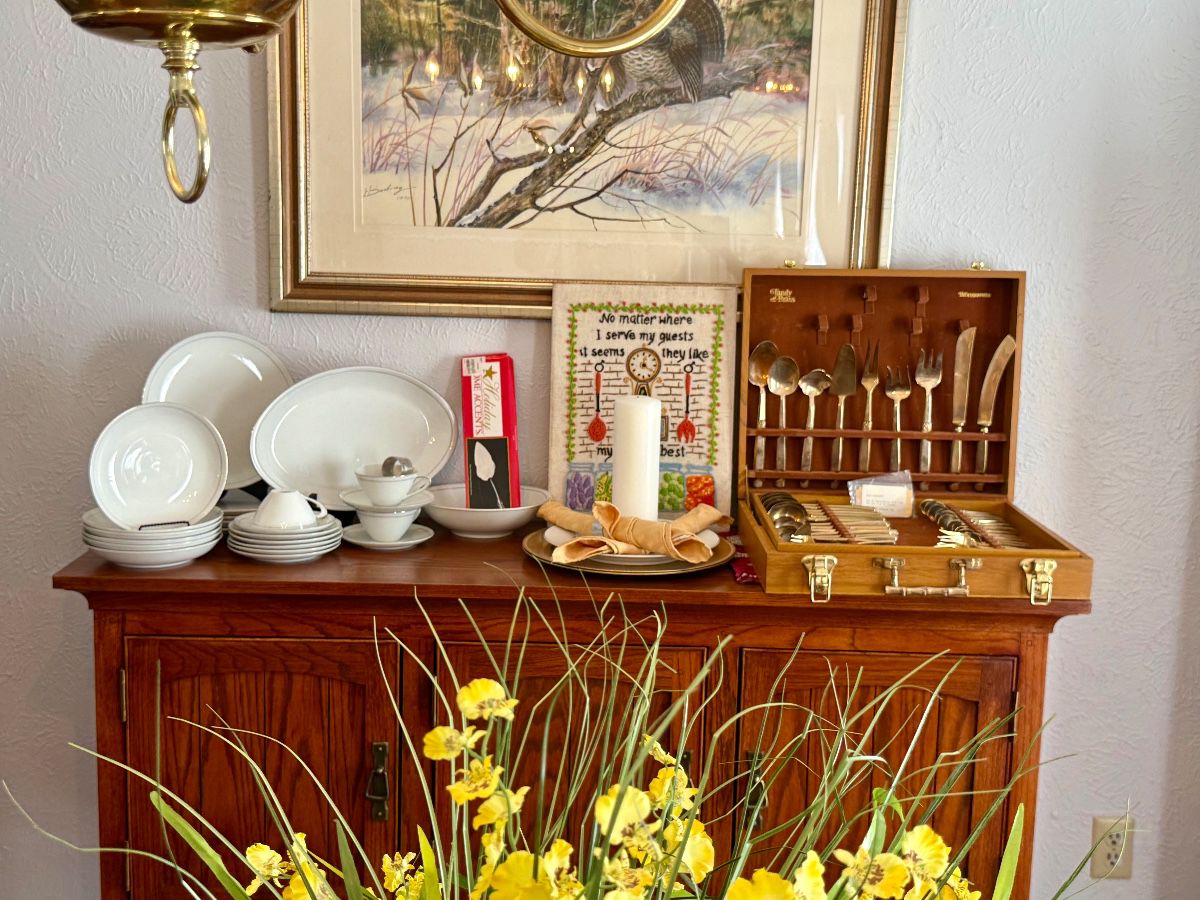 Lori's Estates- The Arlington Treasure Hunt | Jewelry, Tools, Vintage & More!