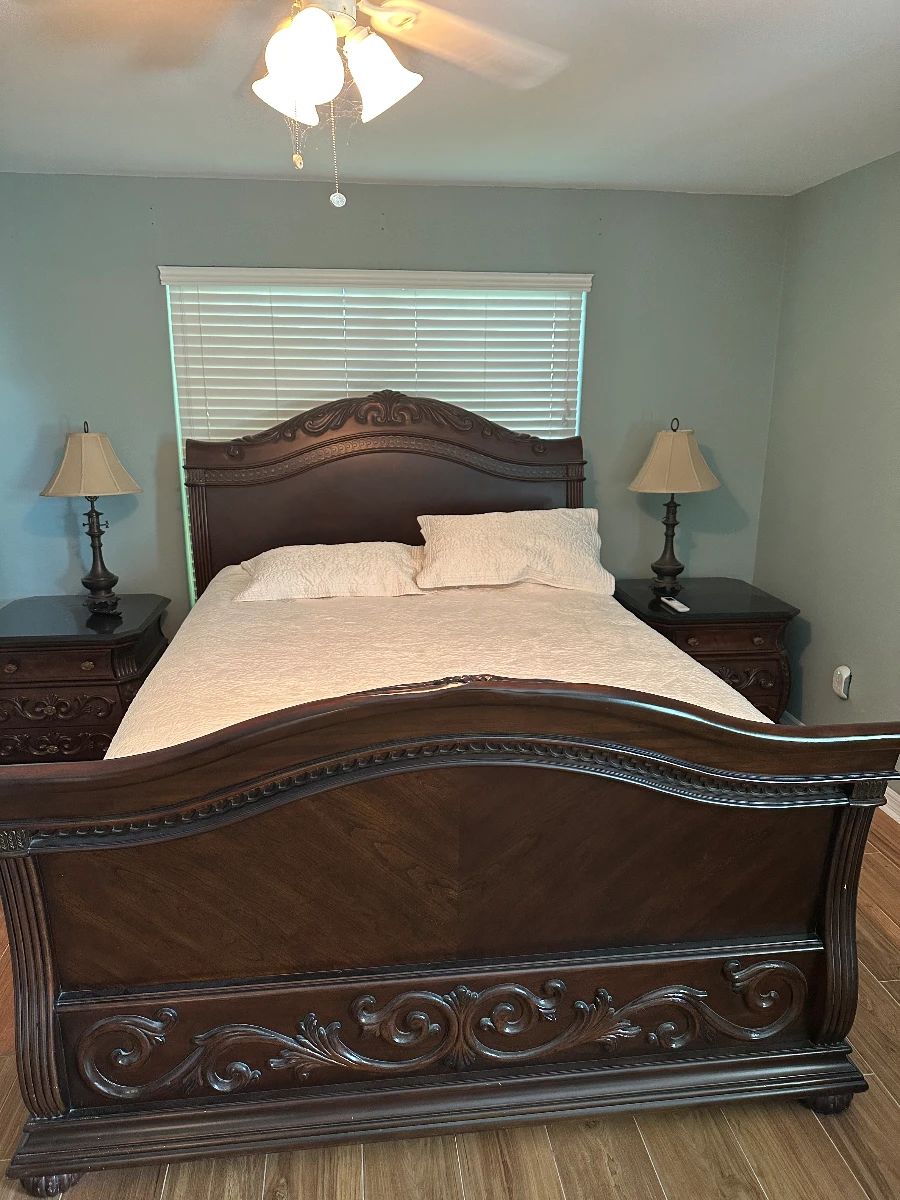 CAIT'S® Tampa Estate Sale
