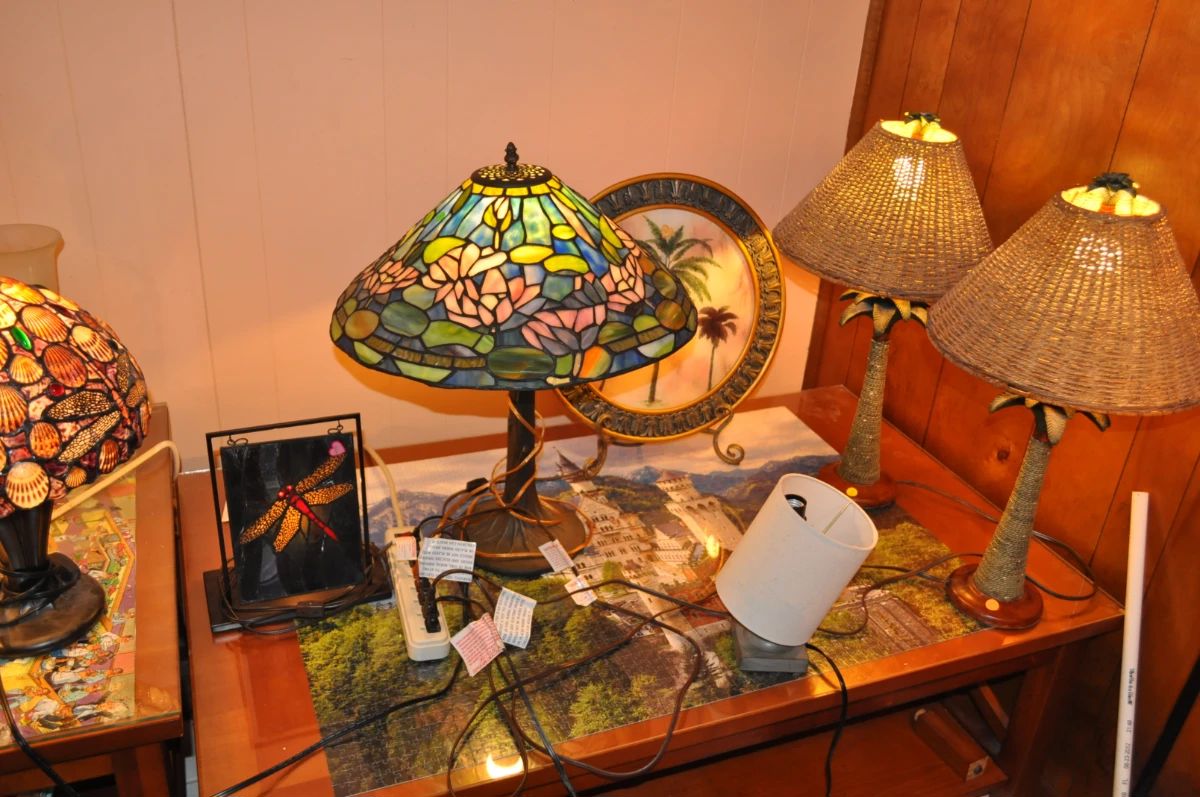 Inagural Jaguar Merch, Tiffany Style Lamps,  Tommy Bahama Style Decor